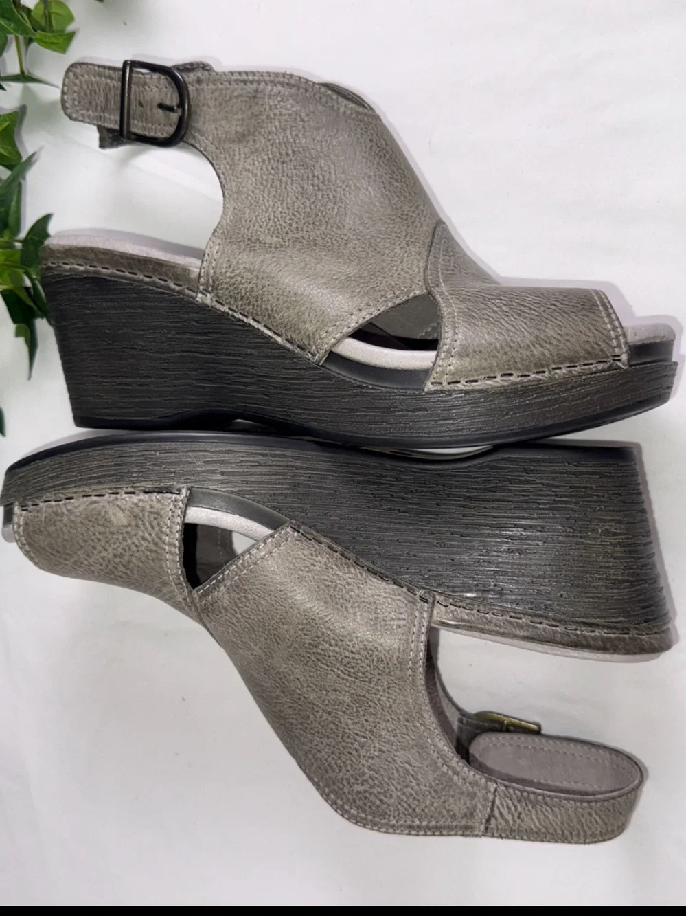 Dansko Vanda Ankle Bootie EU40 US10 Taupe L Slingback Heeled Sandals Wedge Shoe